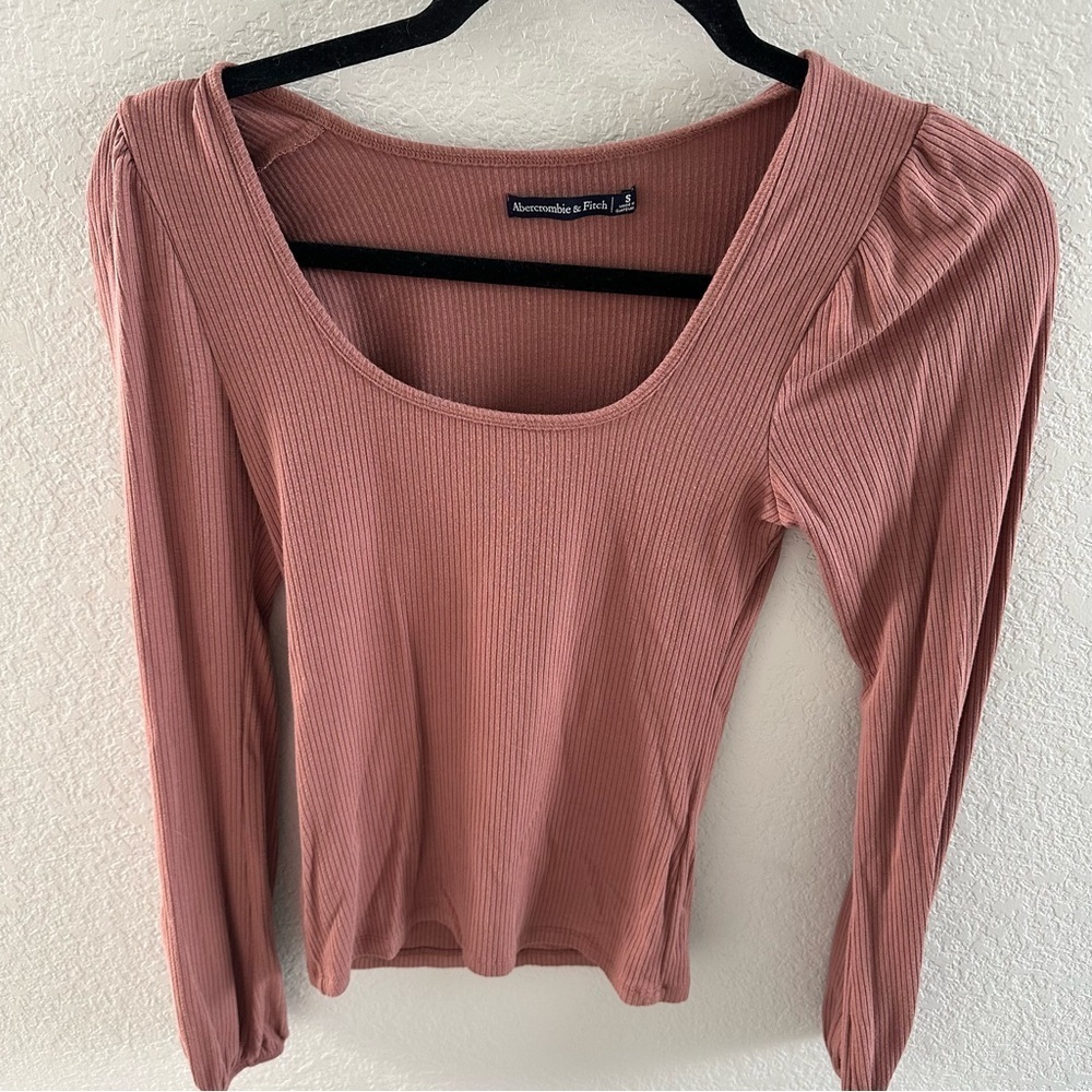 Abercrombie & Fitch Long-Sleeve Scoop-Neck Tee in terracotta red